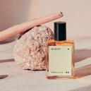 مجموعة هدايا نسائية شتوية شال و عطر و كوب حافظ  WB17 - 8